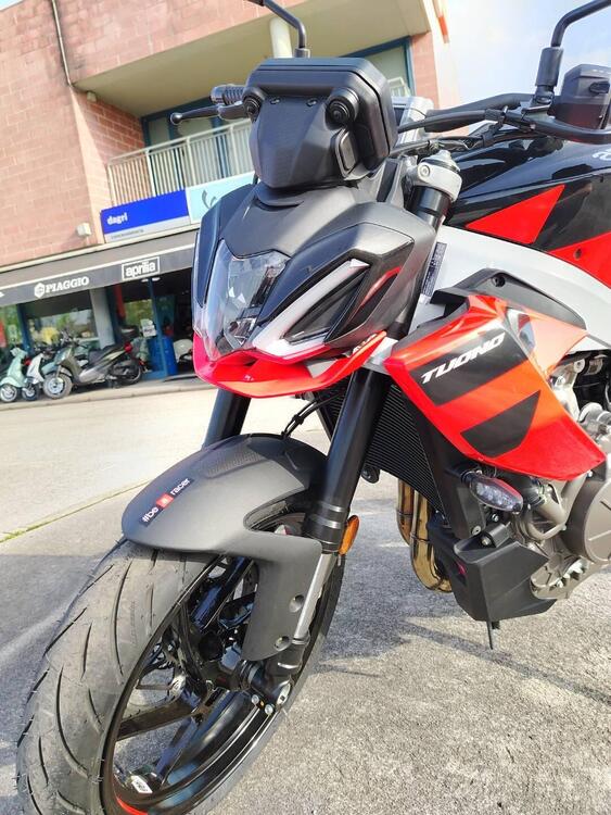 Aprilia Tuono 457 (2025) (2)