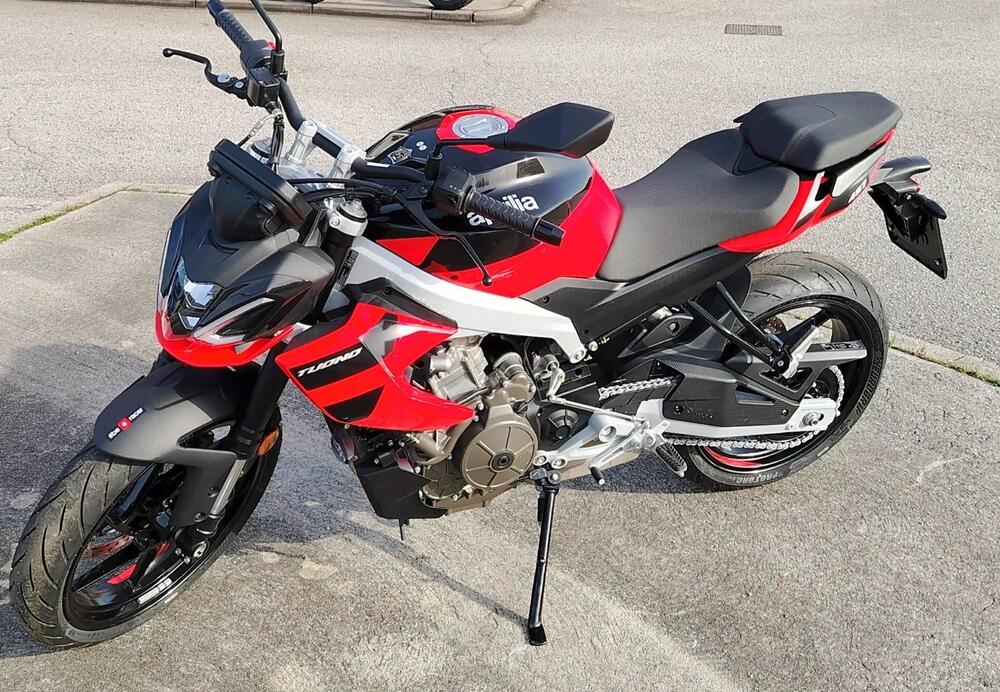 Aprilia Tuono 457 (2025) (5)