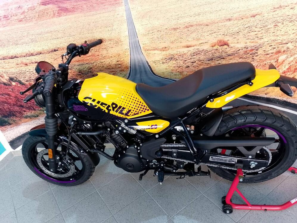 Royal Enfield Guerrilla 450 (2024 - 25) (2)