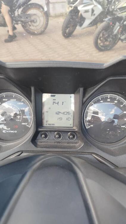 Kymco X-Town 300i ABS (2016 - 20) (5)