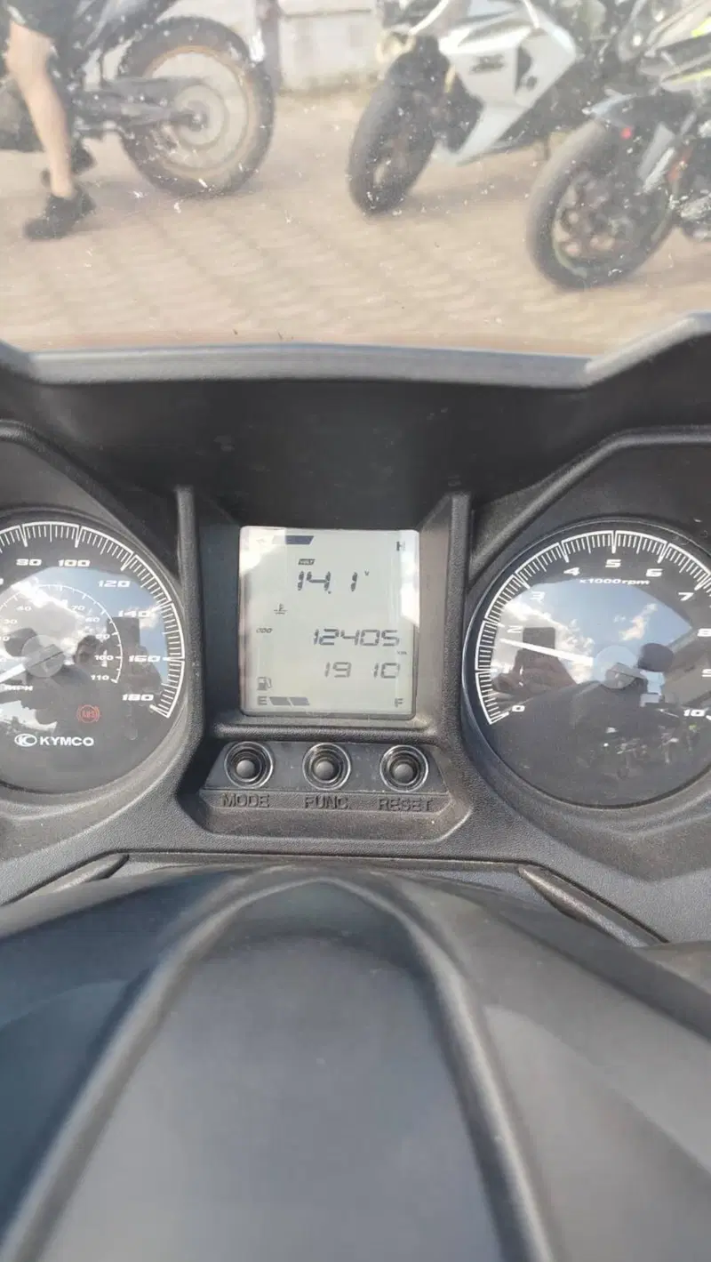Kymco X-Town 300i ABS (2016 - 20) (5)