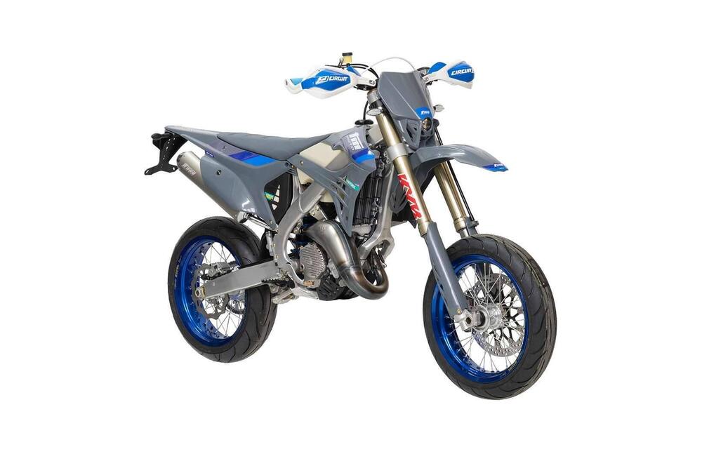 Tm Moto SMR 125 ES Fi 2T (2025) (3)