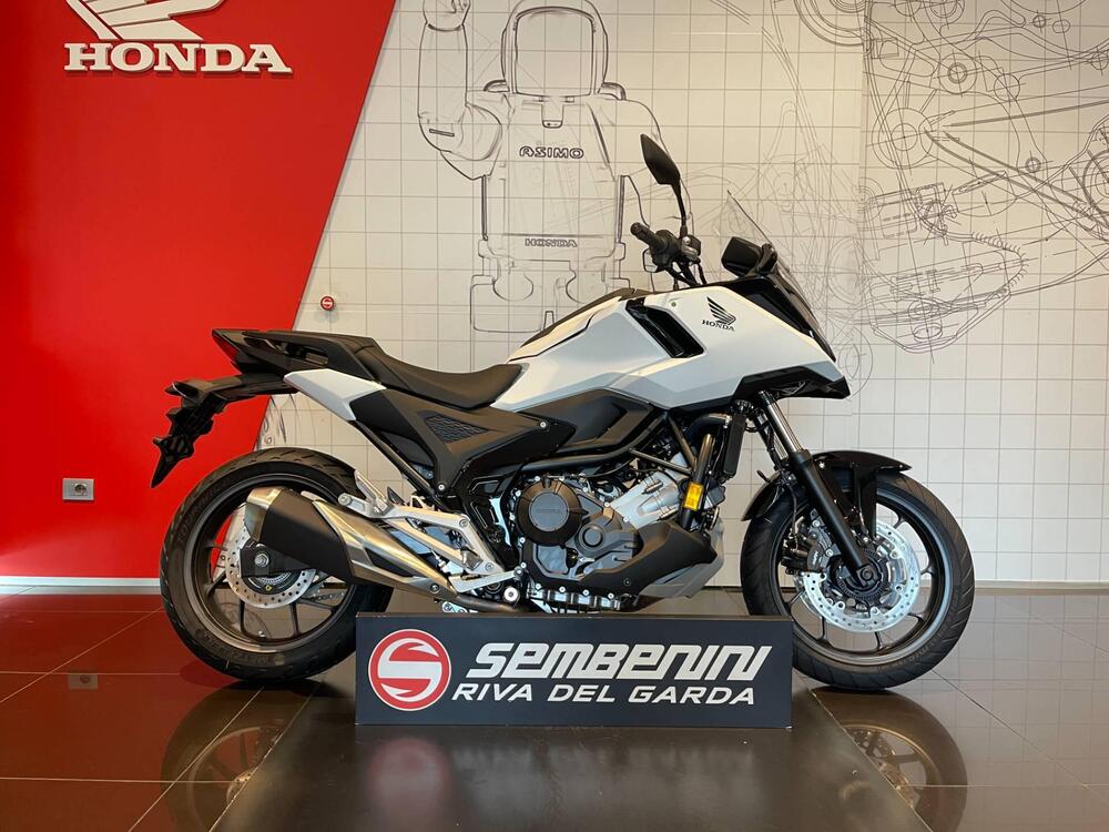 Honda NC 750 X DCT (2025)