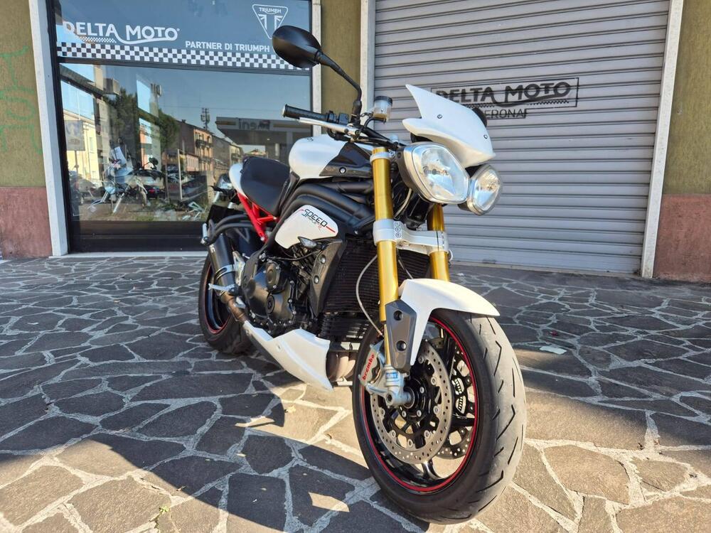Triumph Speed Triple 1050 R ABS (2011 - 15)