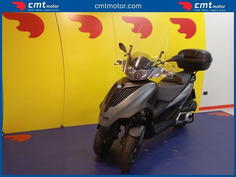 Piaggio Mp3 300 ie Yourban LT (2011 - 16) (2)