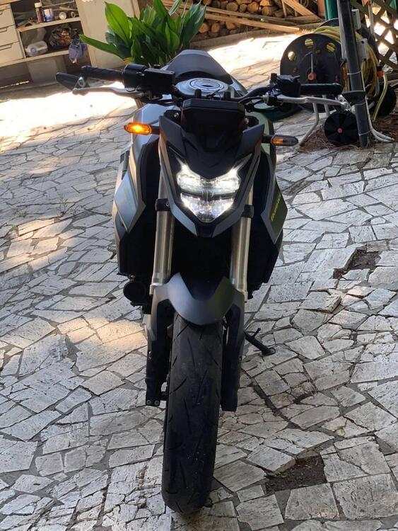 Honda CB 750 Hornet (2023 - 24) (3)