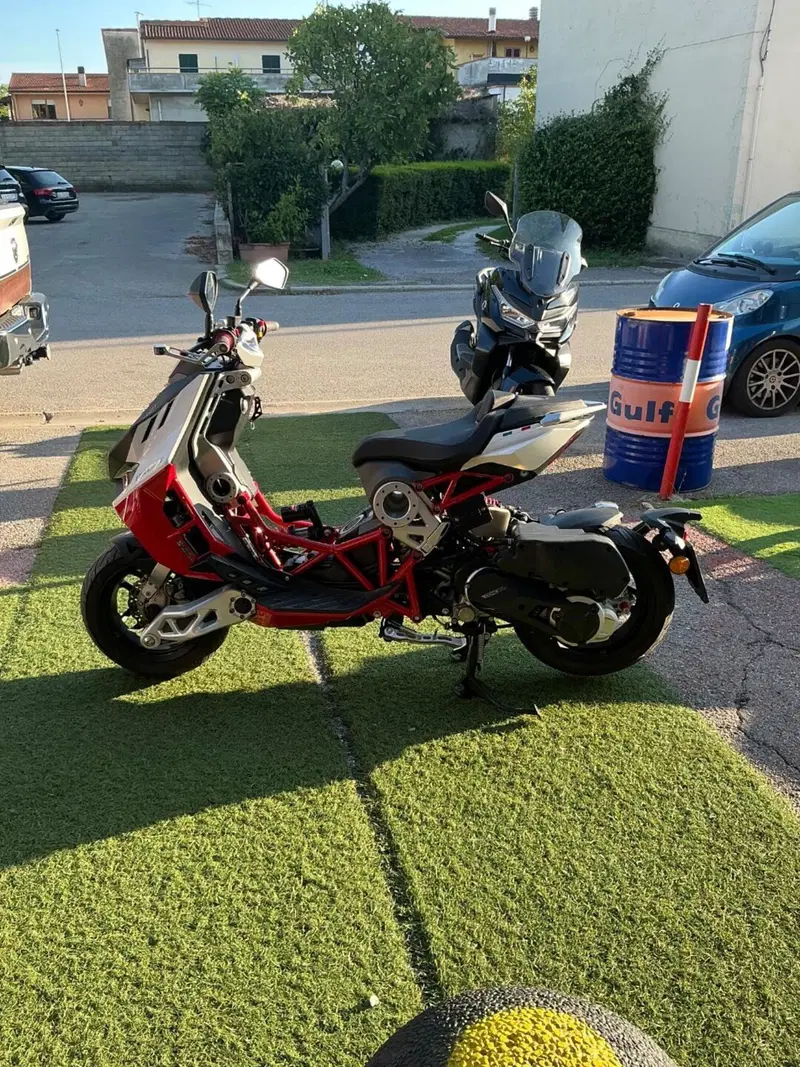 Italjet Moto Dragster 200 (2022 - 24) (3)