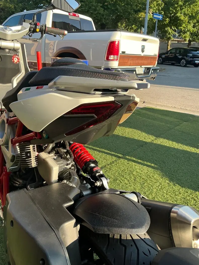 Italjet Moto Dragster 200 (2022 - 24) (18)