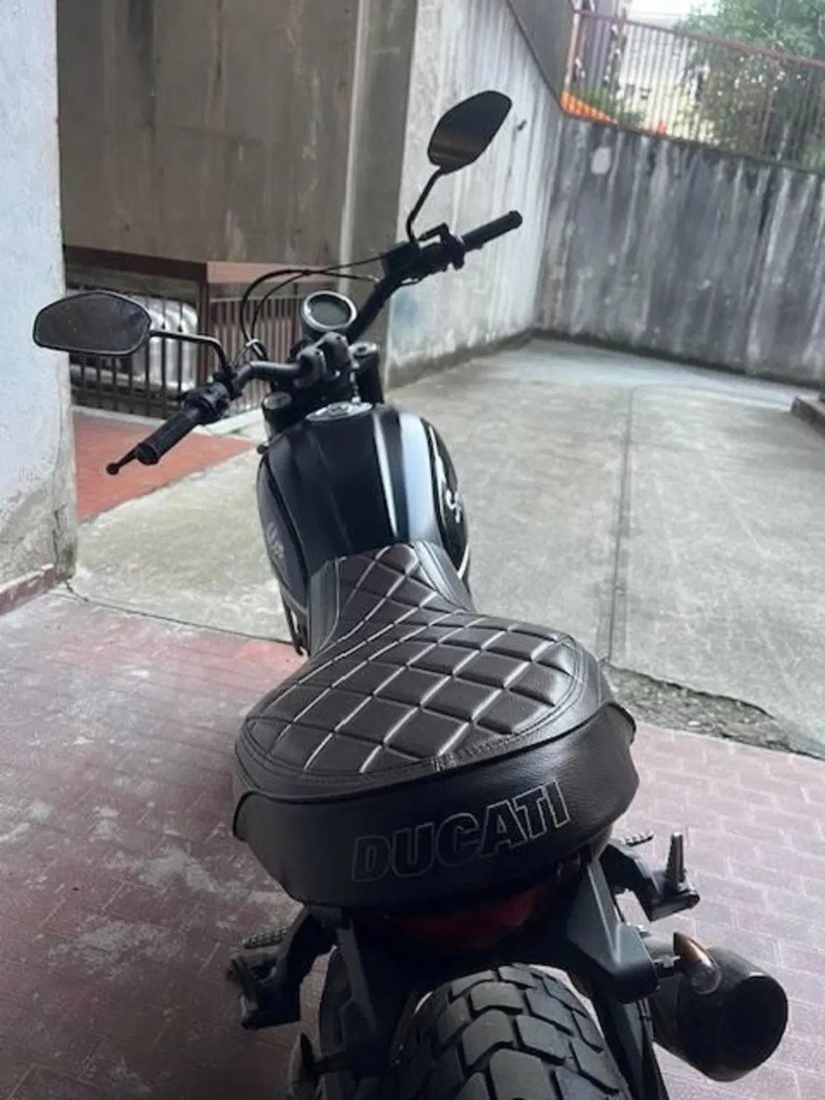 Ducati Scrambler 800 Classic (2015 - 16) (6)