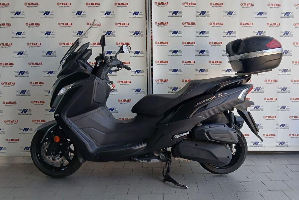 Sym Joymax 300 Z ABS (2018 - 20) (2)