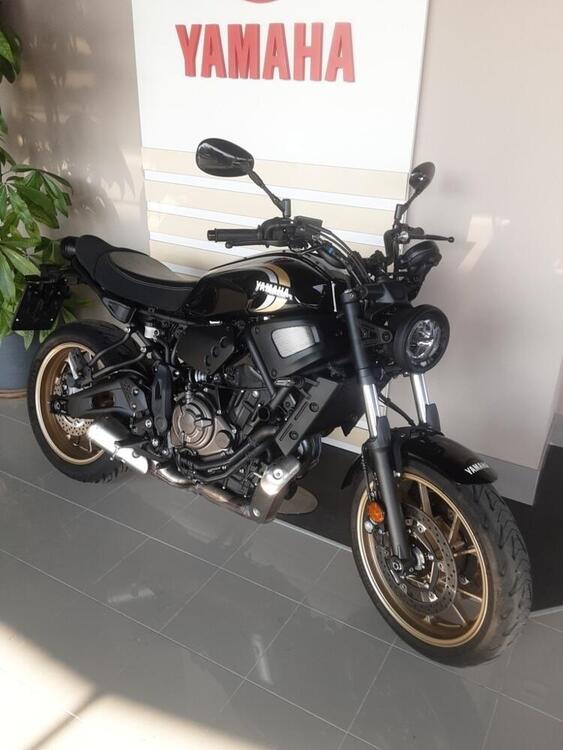 Yamaha XSR 700 (2022 - 25) (4)