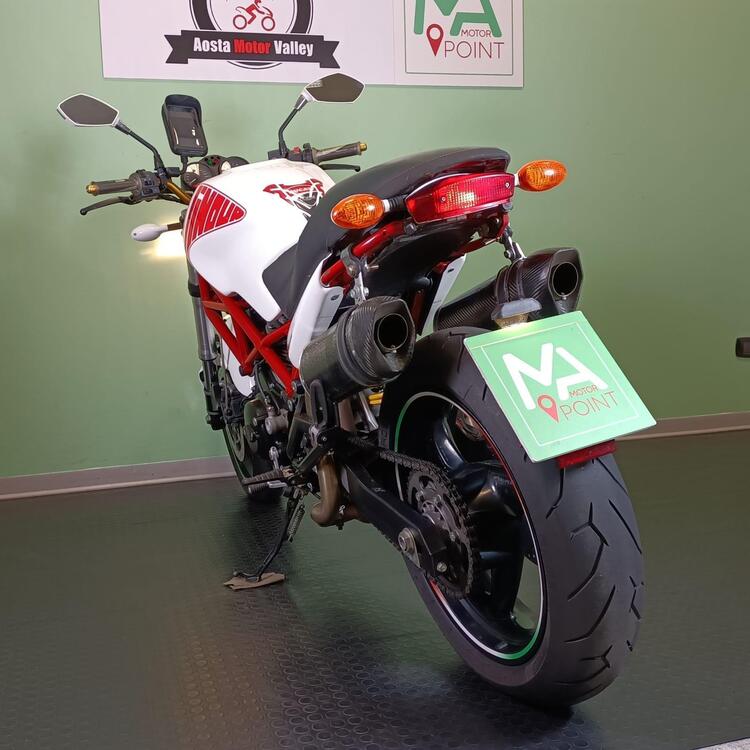 Ducati Monster 695 (2006 - 08) (4)