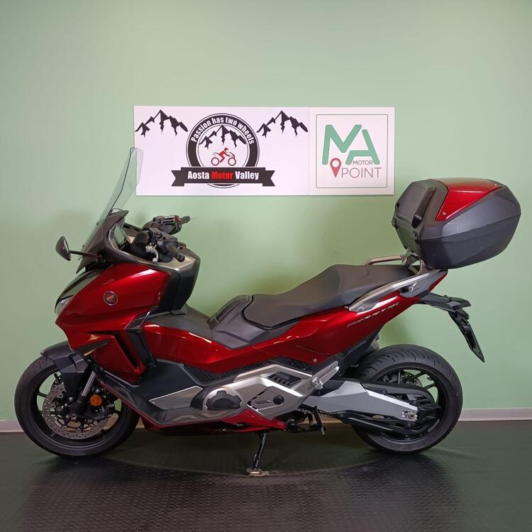 Honda Forza 750 DCT Urban (2021 - 24) (2)