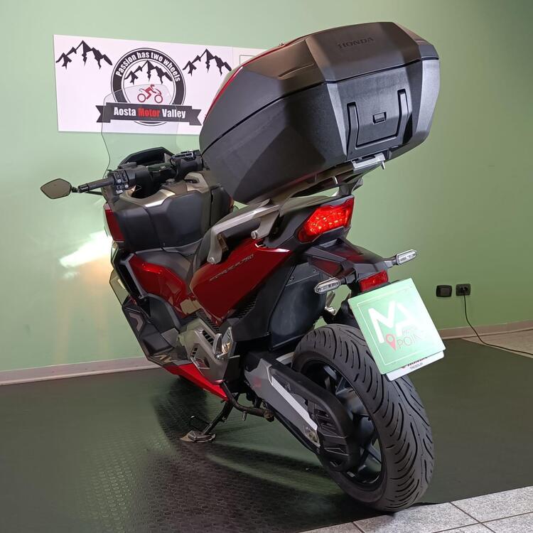Honda Forza 750 DCT Urban (2021 - 24) (4)