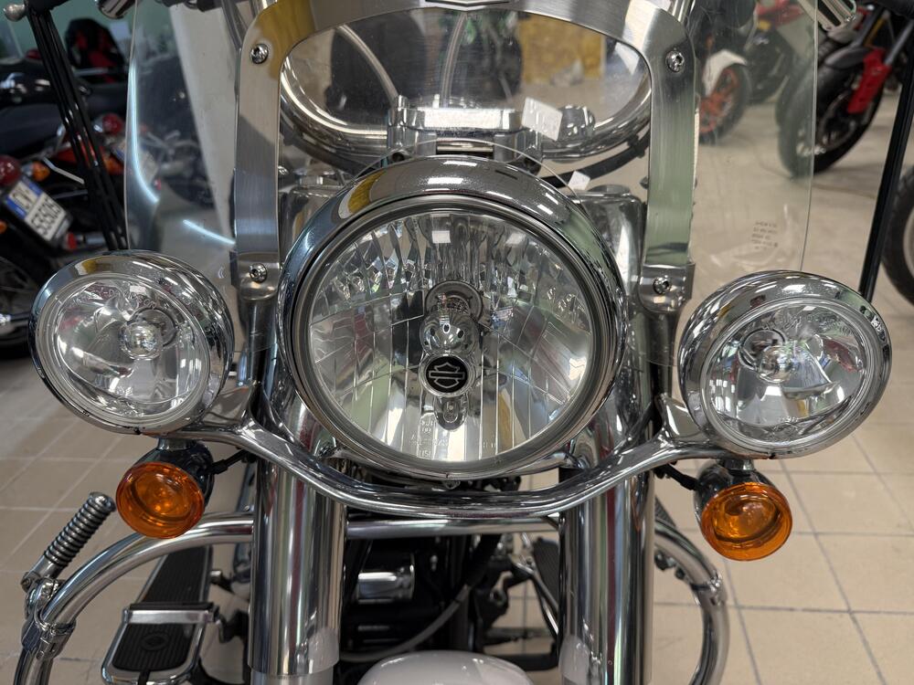 Harley-Davidson 1450 Deluxe (2005 - 06) - FLSTNI (5)