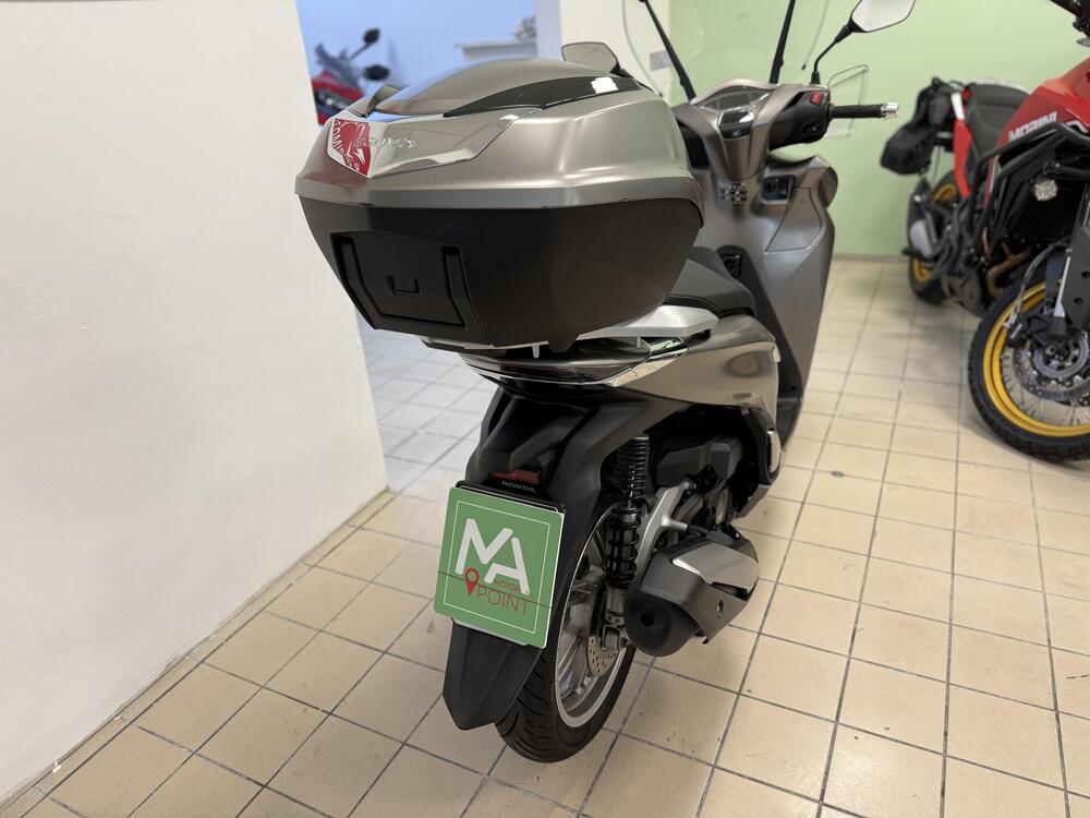 Honda SH 350 (2021 - 24) (4)