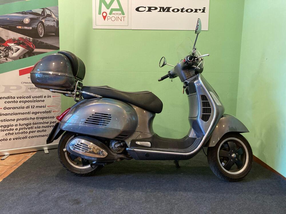 Vespa GTS 300 ABS (2014 - 16) (3)