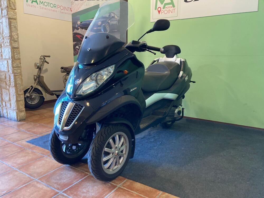 Piaggio Mp3 300 ie Business LT ABS (2014 - 16) (3)