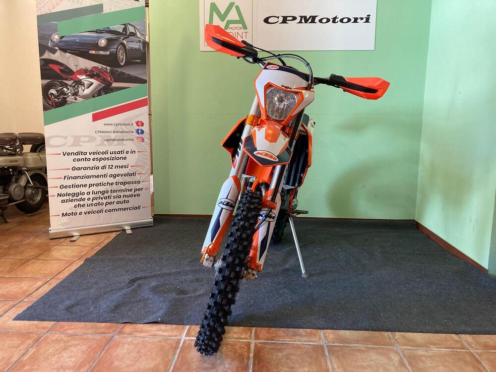 KTM 250 EXC-F (2022) (2)