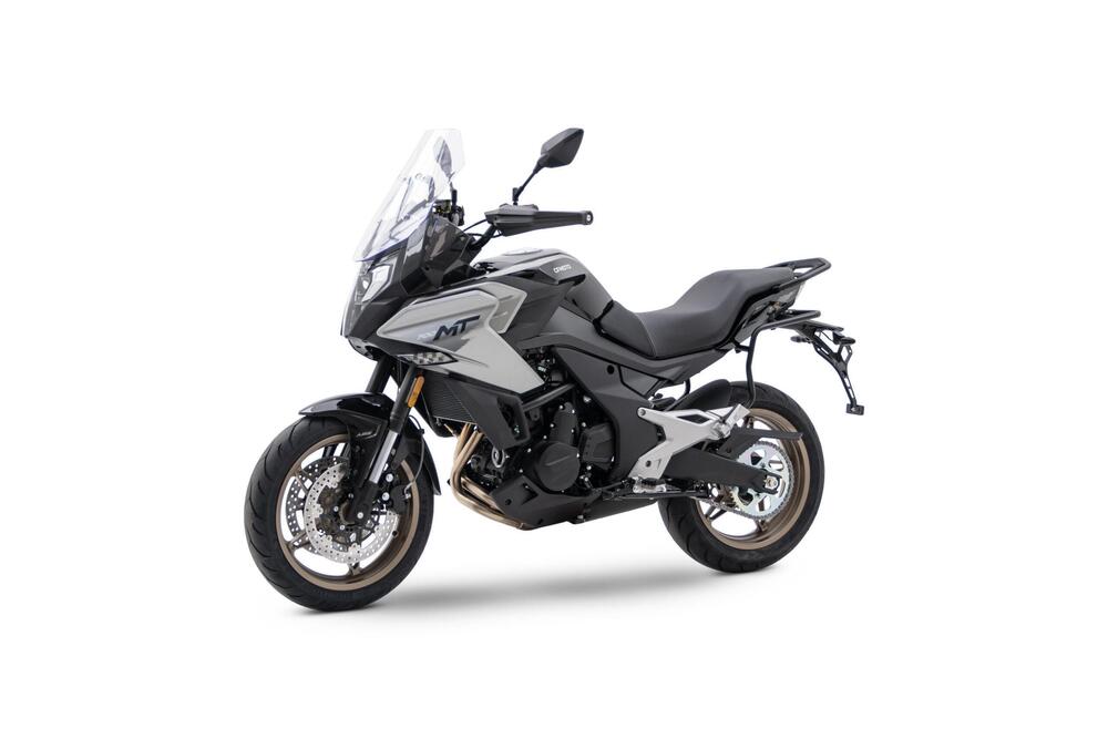 CFMOTO 700MT (2024 - 25) (4)