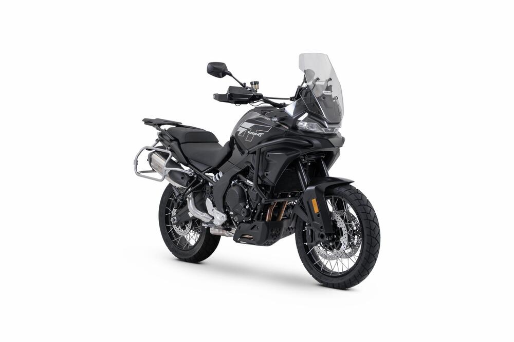 CFMOTO 700MT Adventure (2025) (2)