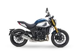 CFMOTO 700CL-X Heritage (2021 - 25) nuova