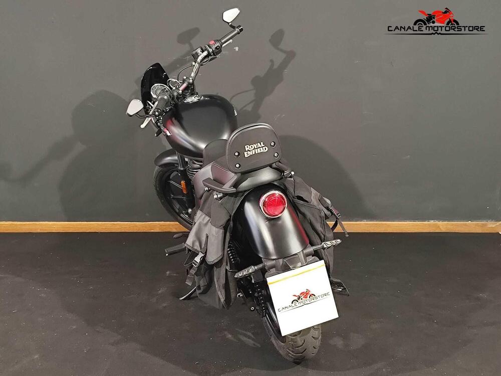 Royal Enfield Meteor 350 Stellar (2021 - 25) (4)