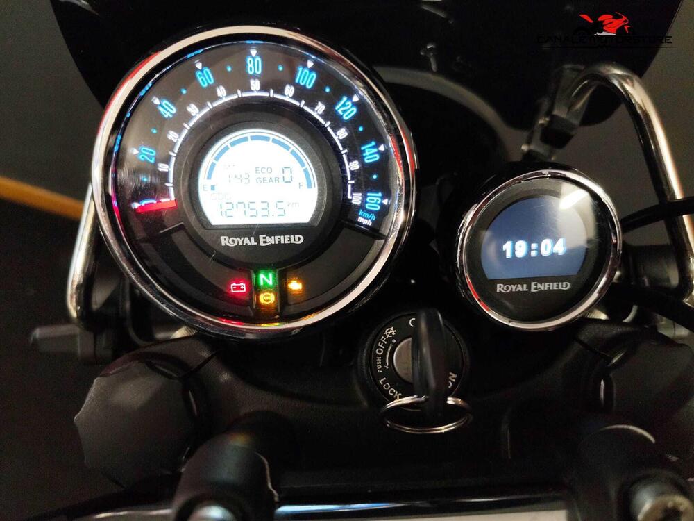 Royal Enfield Meteor 350 Stellar (2021 - 25) (5)