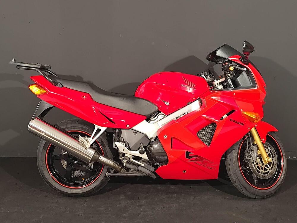 Honda VFR 800 (1998 - 01)