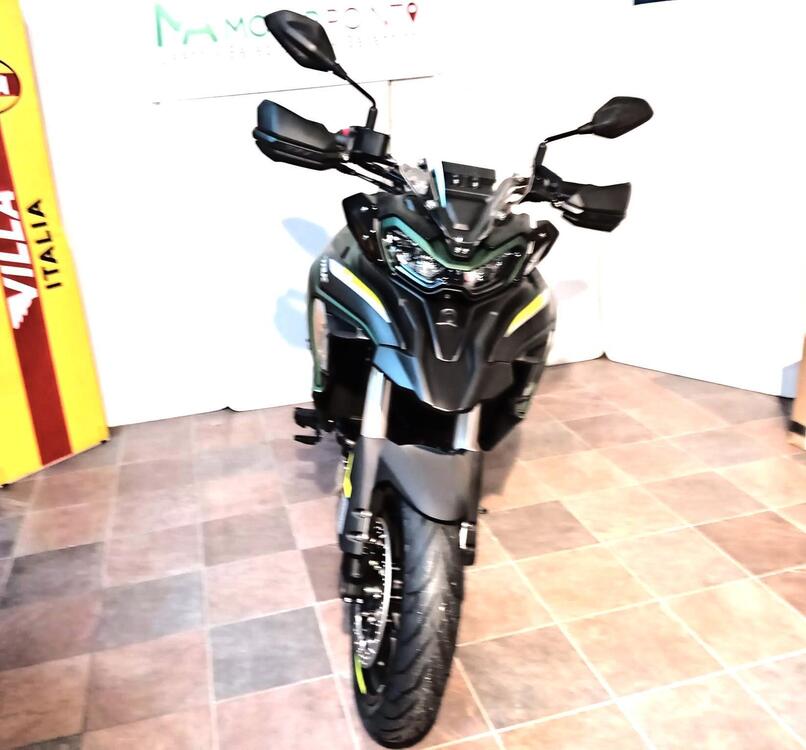 Benelli TRK 702 (2023 - 25) (2)
