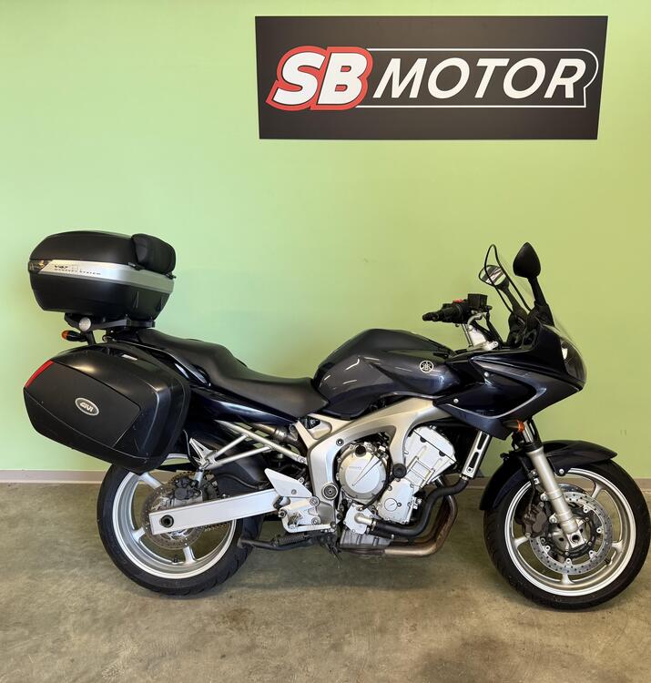 Yamaha FZ6 Fazer (2004 - 07)