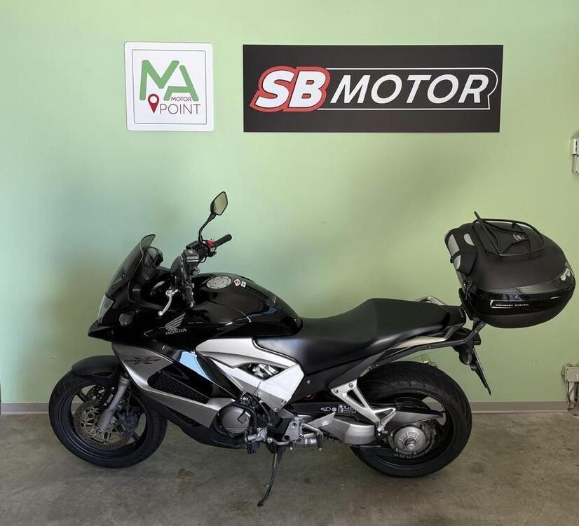 Honda Crossrunner ABS (2010 - 14) (2)