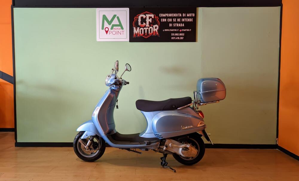 Piaggio Vespa 150 PX MA (2)
