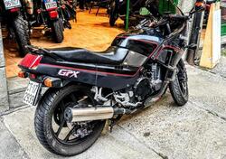 Kawasaki GPX 750 R usata