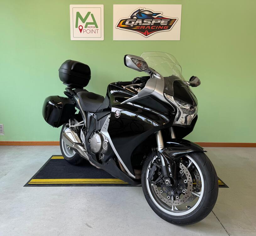 Honda VFR 1200 F ABS (2009 - 16) (4)