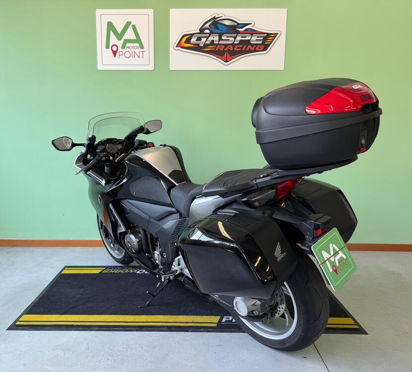 Honda VFR 1200 F ABS (2009 - 16) (5)