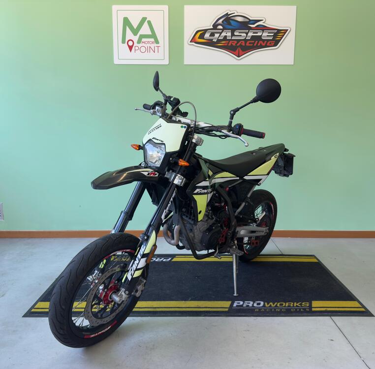 Fantic Motor XMF 125 Motard Performance 4t (2021 - 22) (3)