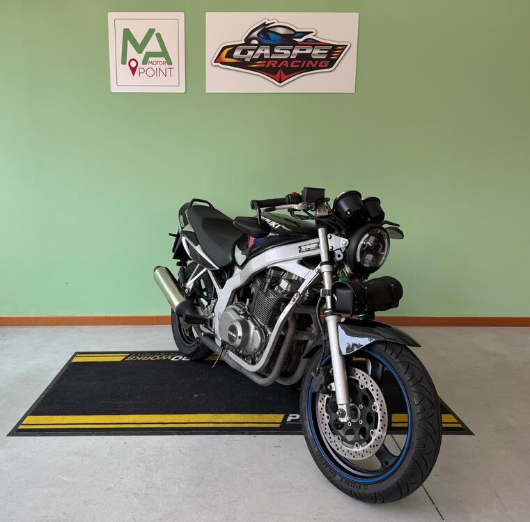 Suzuki GS 500 (2001 - 06) (3)