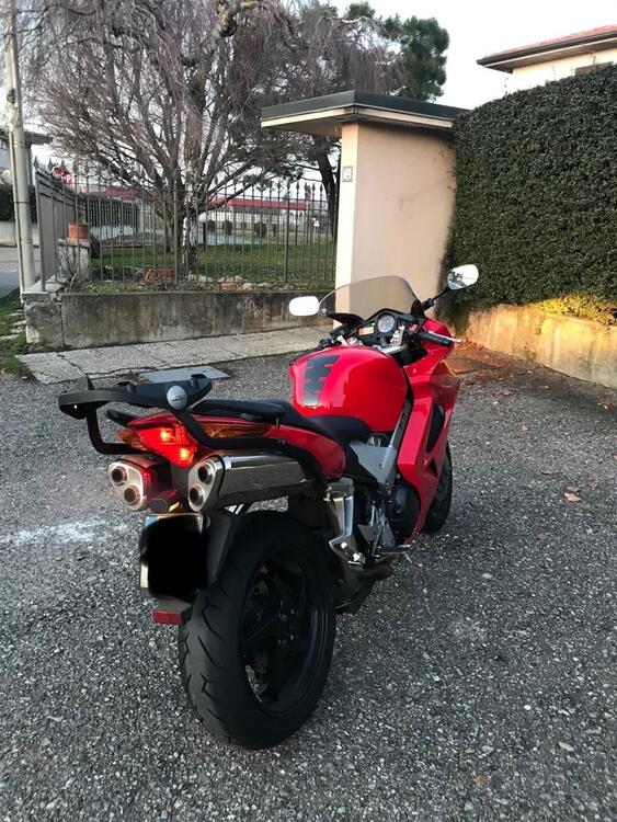 Honda VFR 800 (2002 - 05) (4)