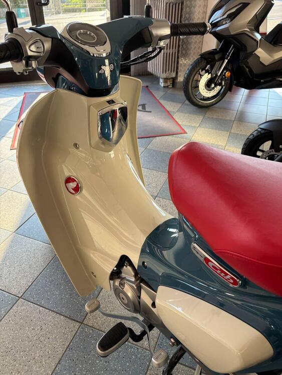 Honda Super Cub C125 (2022 - 24) (4)