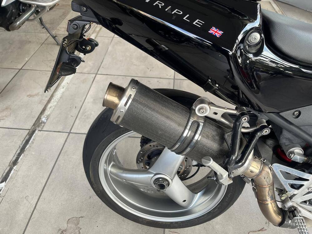 Triumph Speed Triple 955 (2002 - 04) (4)