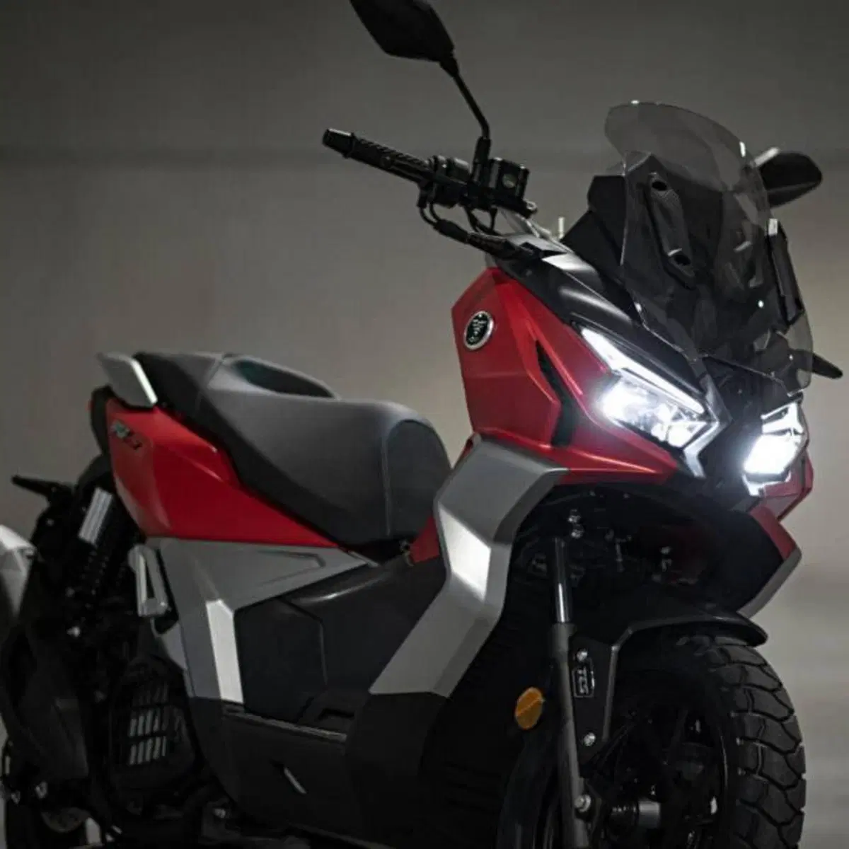 Voge Sfida SR1 ADV (2023 - 26) (3)