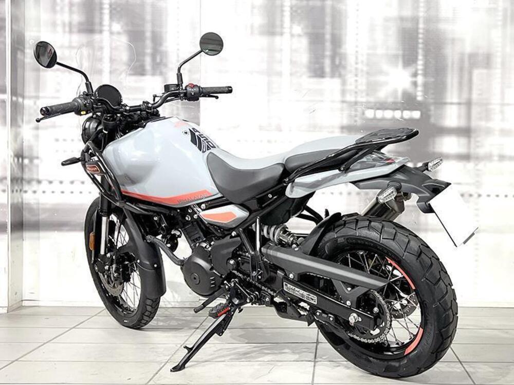 Royal Enfield Himalayan 450 (2024 - 25) (2)