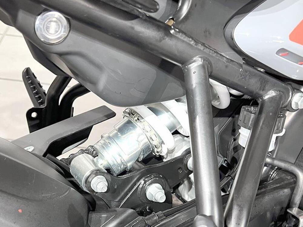 Royal Enfield Himalayan 450 (2024 - 25) (4)