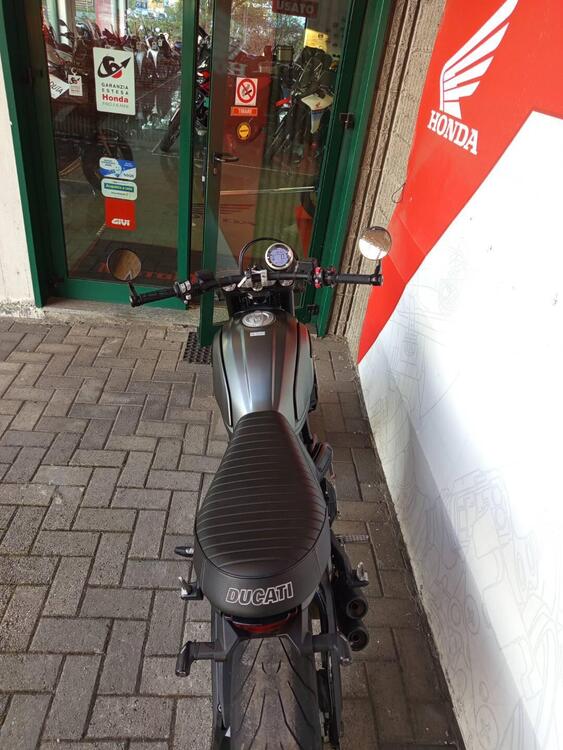 Ducati Scrambler 800 Night Shift (2021 - 22) (4)