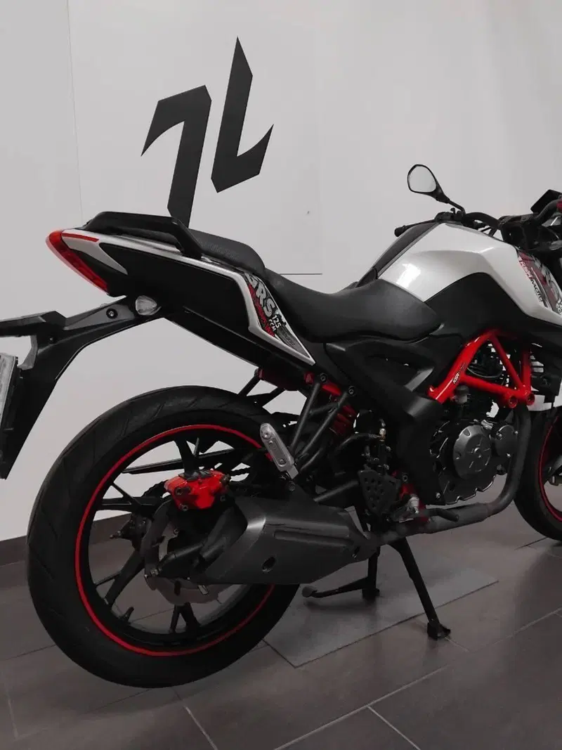 KSR Moto GRS 125 4T (2014 - 16) (5)