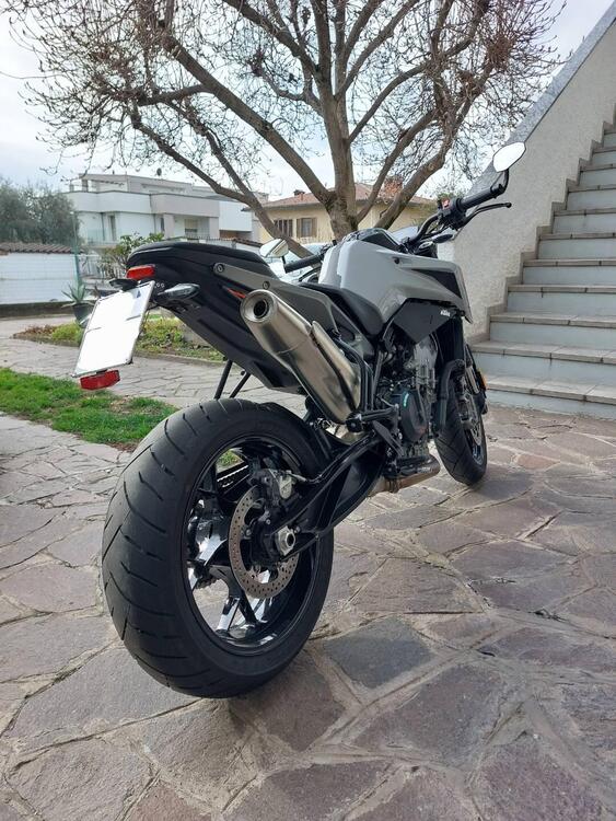 KTM 790 Duke L (2023 - 24)