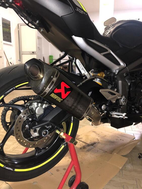 Triumph Street Triple RS (2020 - 22) (4)