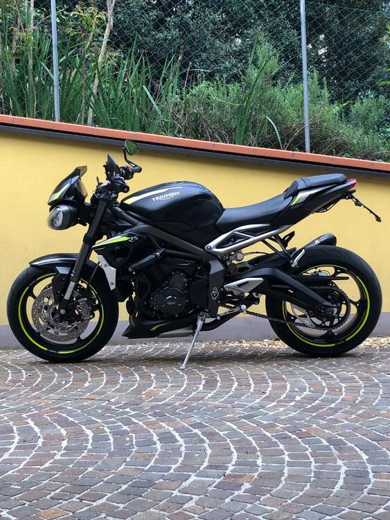 Triumph Street Triple RS (2020 - 22) (5)
