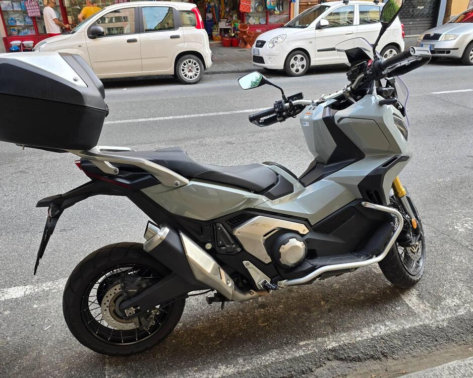 Honda X-ADV 750 DCT Gravel (2021 - 24) (2)